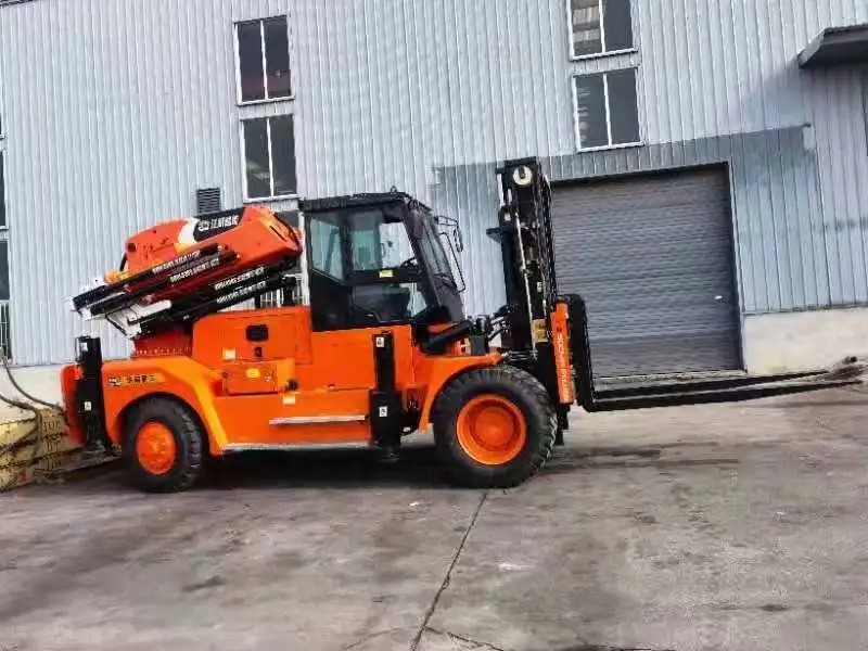 SOCMA crane forklift  16 tons forklift  with mobile crane