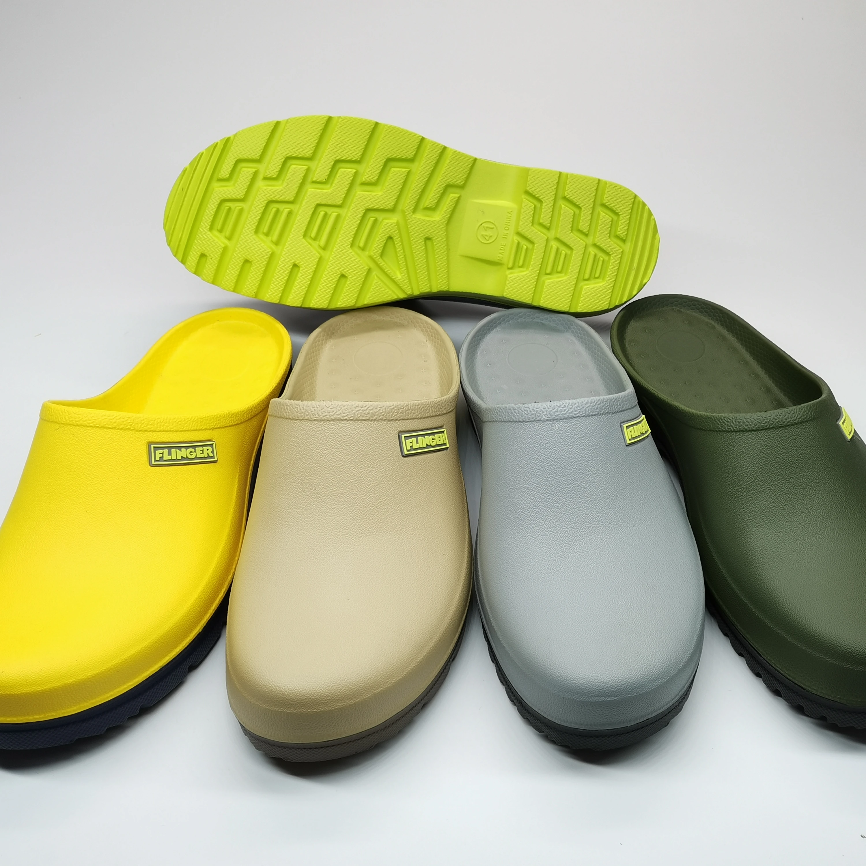 Comfortable Designer Anti Slip Eva Soft Light Garden Clog Shoe Eva Medical Clogs