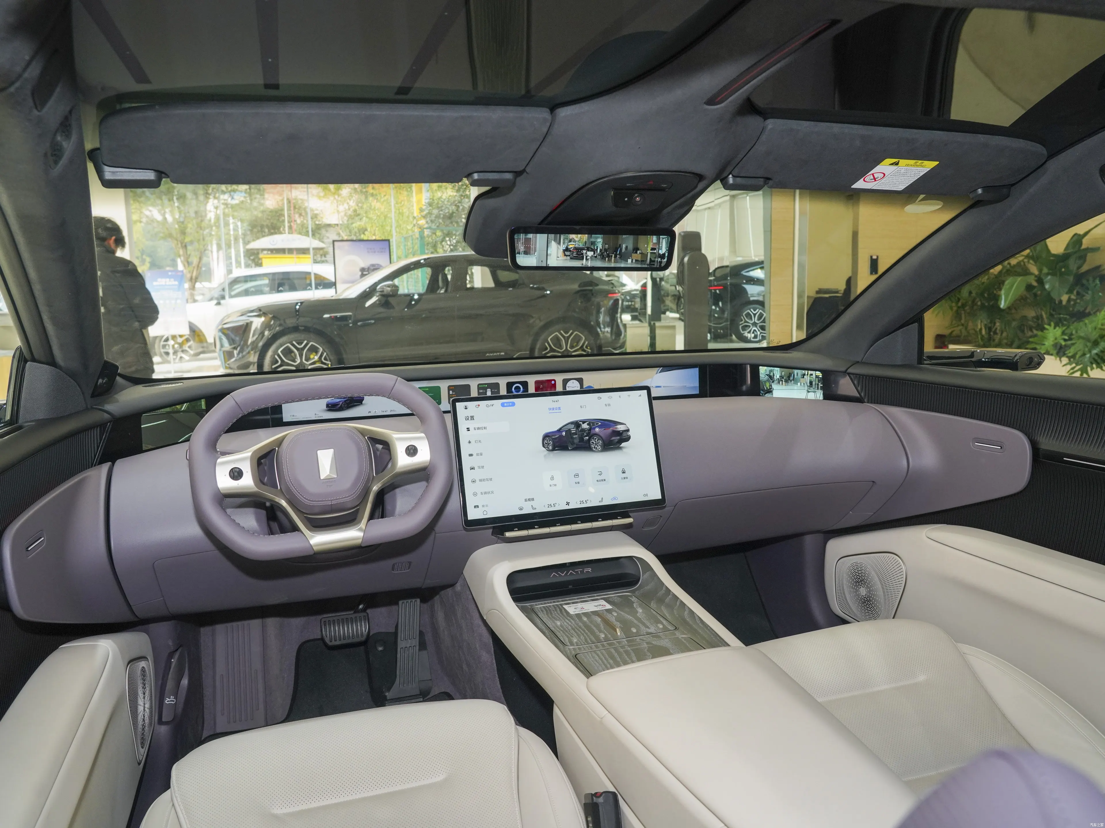 Китайский Аватр 12 Новый энергетический Электромобиль 2023 2024 длительный срок службы батареи Двойная высокая скорость для Huawei Ev Changan Avatr цена