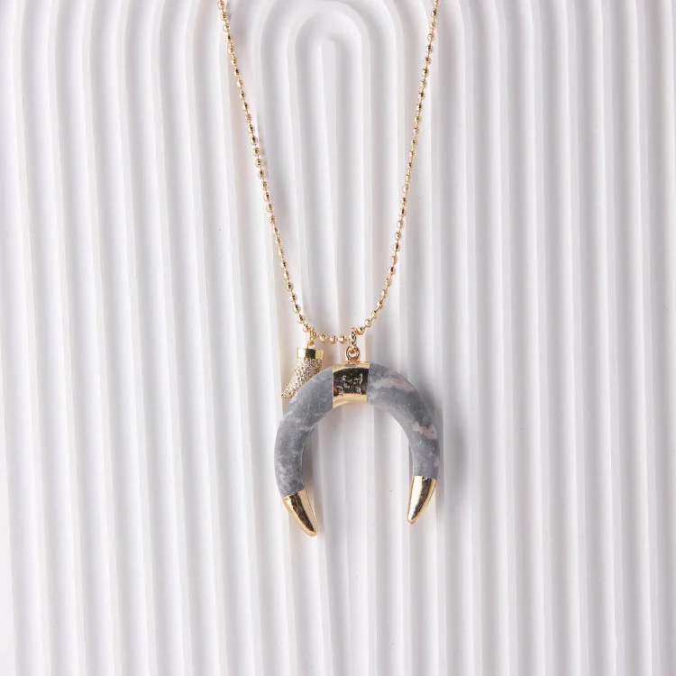 Hot Selling Gold Plated Necklaces Natural Stone Zircon Brass New Trendy Crescent Moon Necklace
