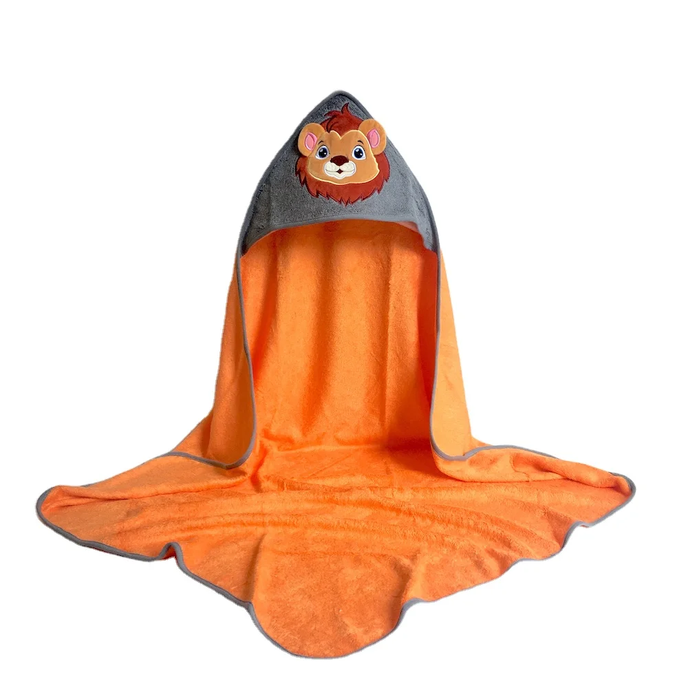 Liahren wholesale 500GSM zipper bag-packed eco-friendly bamboo bath poncho towel lion design bamboo hooded towel for child