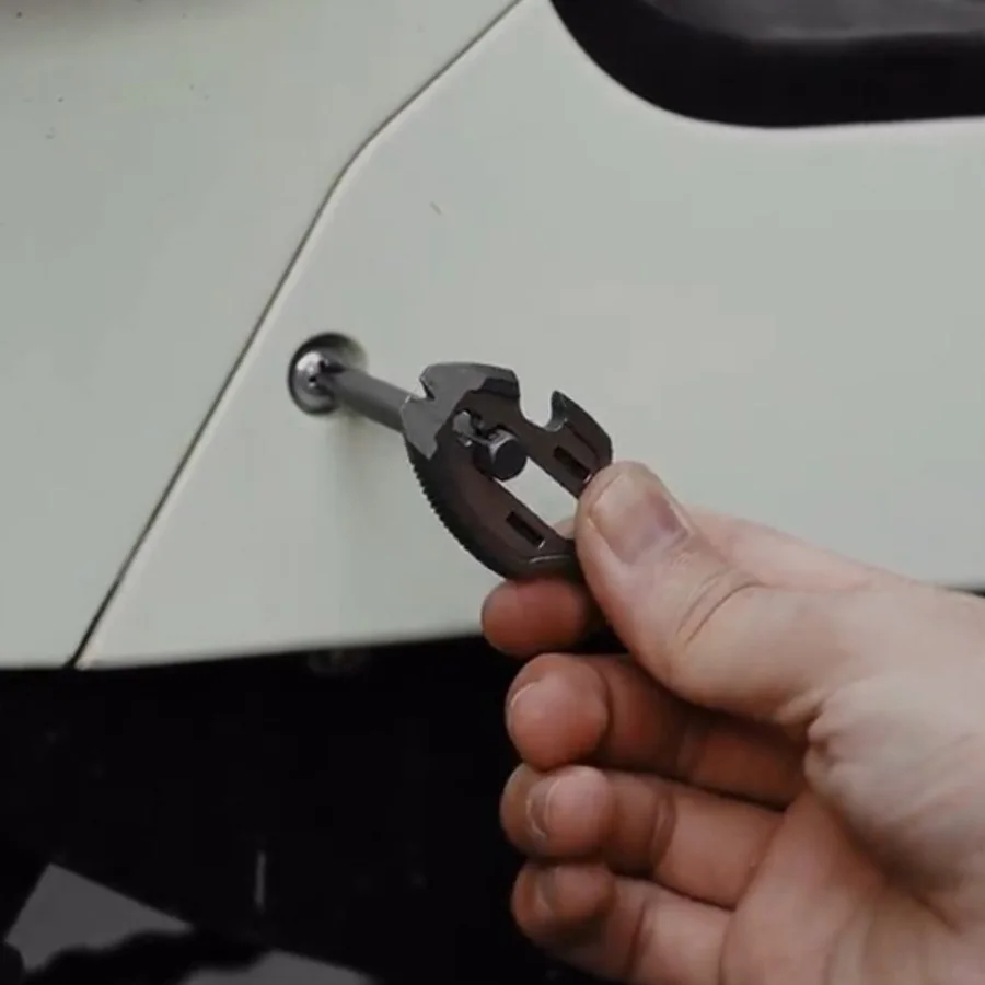 Titanium pry bar, multi-functional edc tool, coin size and light weight for daily carrying of mini key chains