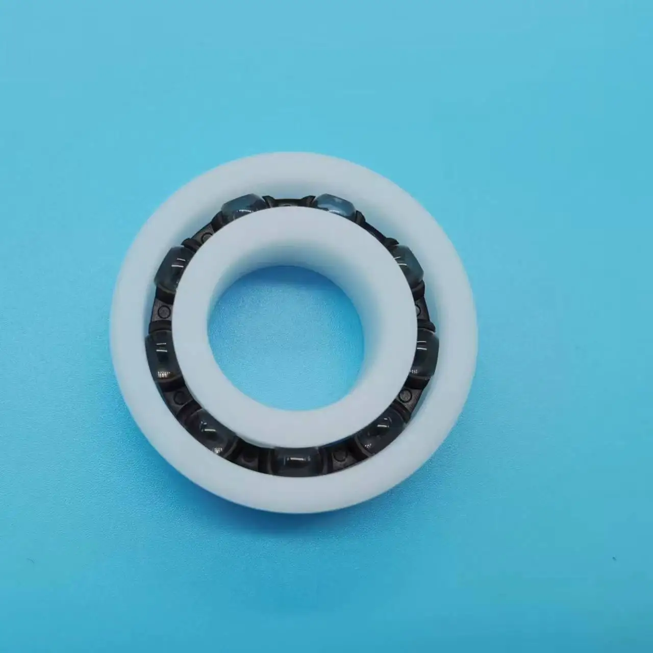 6004 Plastic Ring Ball Bearing No Grease Clean Corrosion Resistance NOT Rusted Bearing