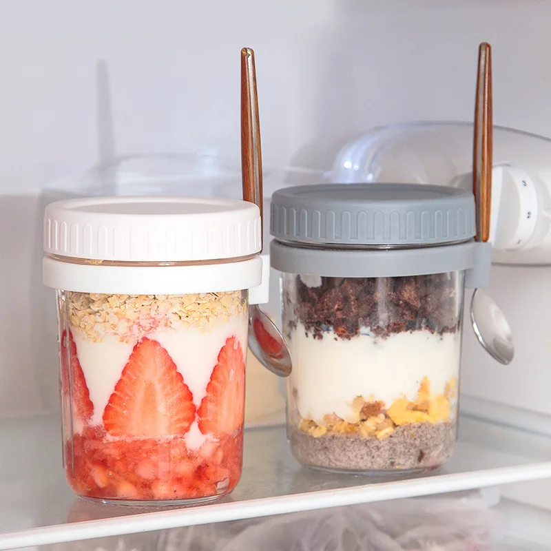 High Grade 16 oz Glass Bottles Containers Large Capacity Yogurt Containers Overnight Oats Jars with Lids and Spoons