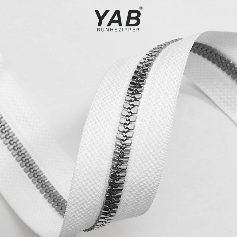 YAB Custom Size 5# Resin dynamic Teeth Mixed Teeth Plastic Resin Zipper For Children Clothing