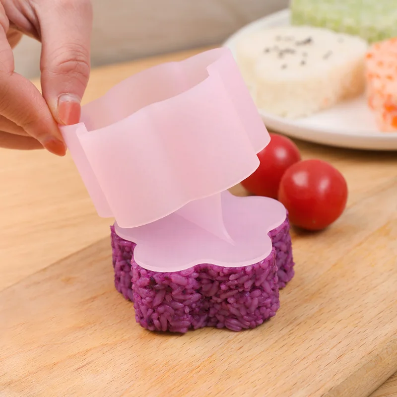 Creative Non Stick Onigiri Mold Set Triangle Heart Bear Flower Shaped Sushi Rice Ball Press Molds With Rice Paddle