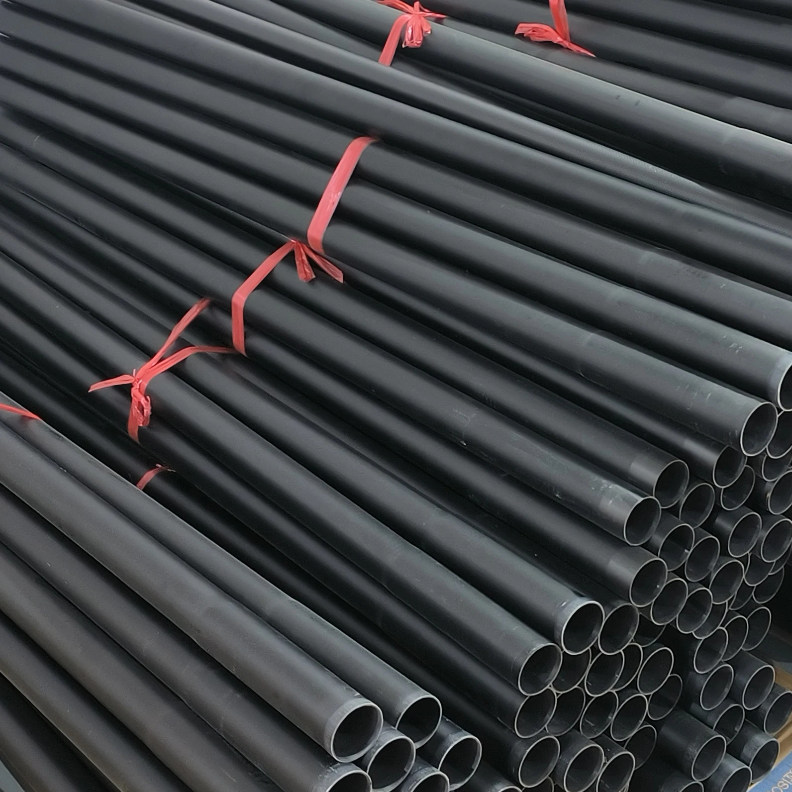 YYVAC Floor sweeper optional carbon fiber poles multifunctional roof gutter cleaning machine