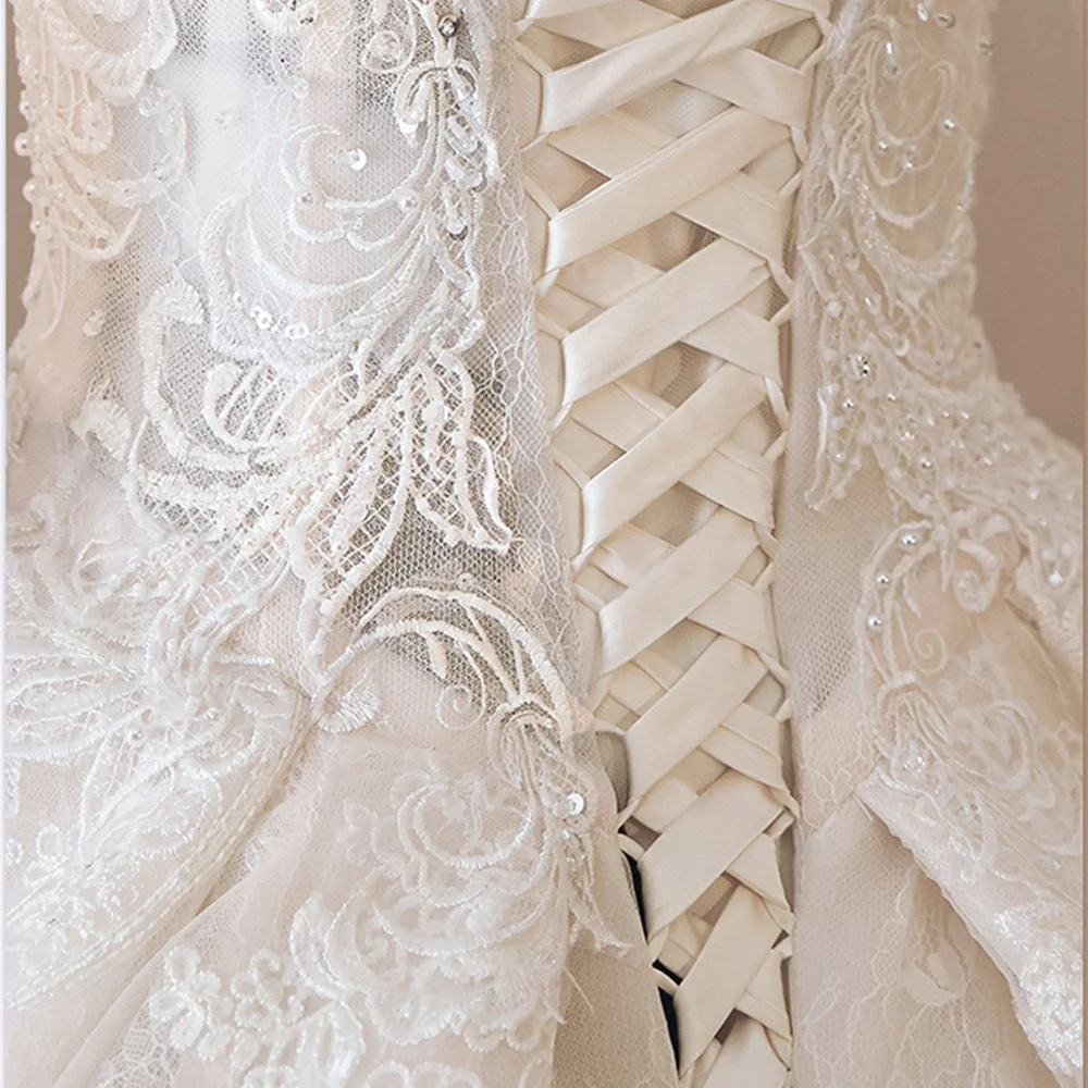 Luxury Beaded Muslim Wedding Gown High Neck Long Sleeve Plicate Ball Gown Wedding Dress Trouwjurk