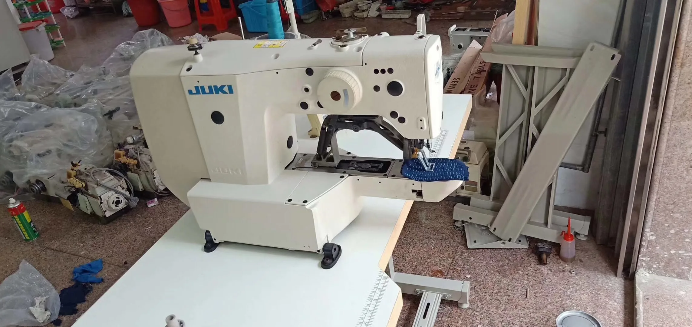 Brand new full set  JUKIs LK-1900 Computer controlled High-speed Bartacking Sewing Industrial Sewing Machines in stock