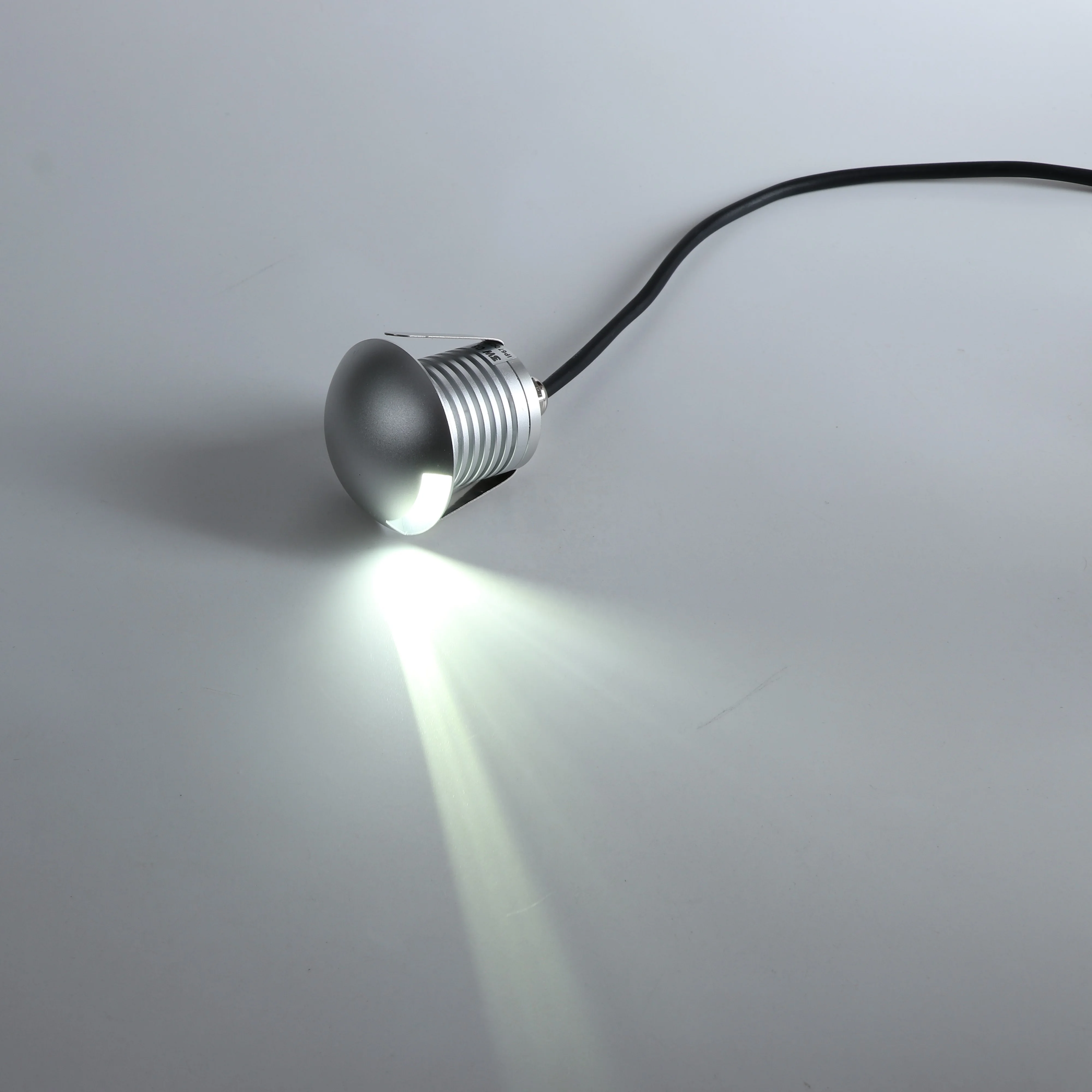 Q1 Led Pathway Light 3w 12v