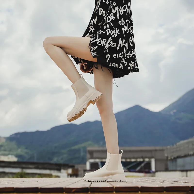 Ankle women boots Platform Women Cow Leather Boots Round Toe Elastic Band Thick Sole Ladies Shoes