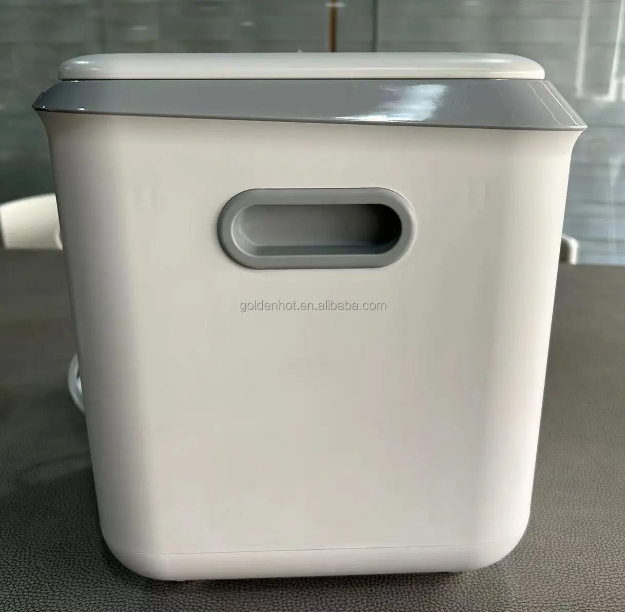 Compost Bin Kitchen Odorless Composting Bin with Carbon Filters  Indoor Compost Bin with Lid  Stainless Steel  Waste Recycling