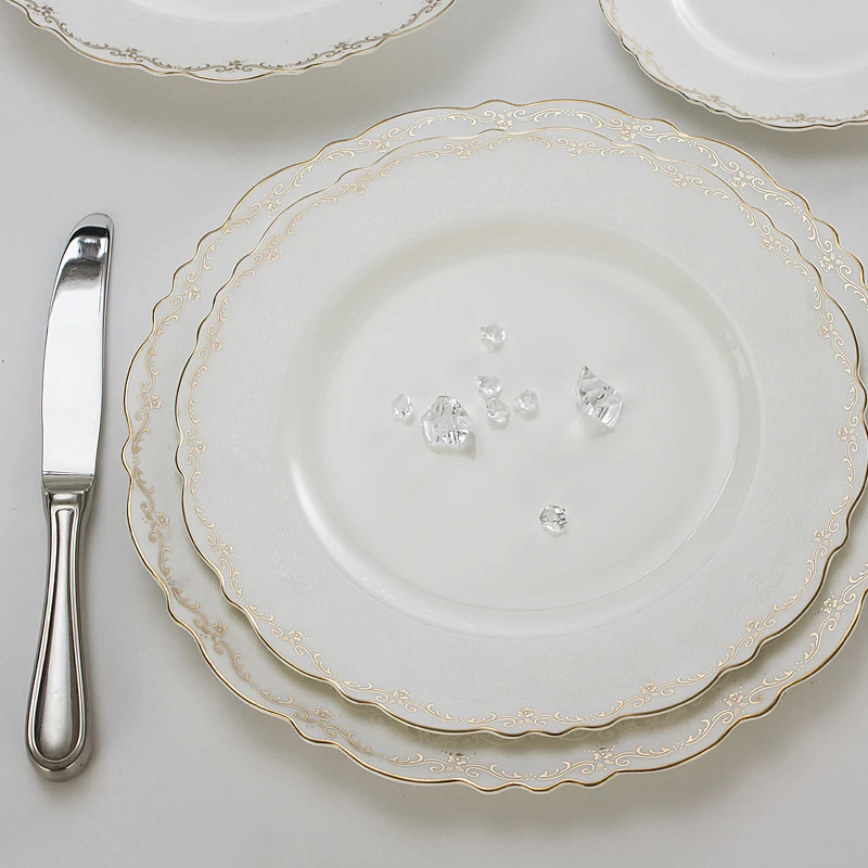 Оптовая продажа керамическая кухонная утварь современный чайный набор из тонкой кости фарфоровый причудливая чашка и блюдце 10 предметов