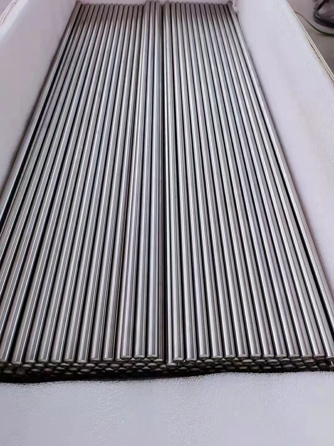 TA1 TA2 TC4 Medical Polishing Titanium Rod Titanium Bars Rods Price Per Kg Forged Round Alloy Wholesale Metal Customized Surface