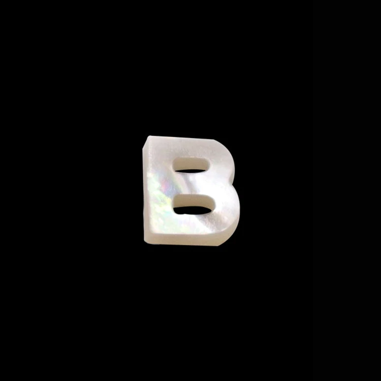 Wholesale High Quality Natural White Shell Beads Mother of Pearl Seashell 26 Alphabet Letters Beads DIY jewelry accessories