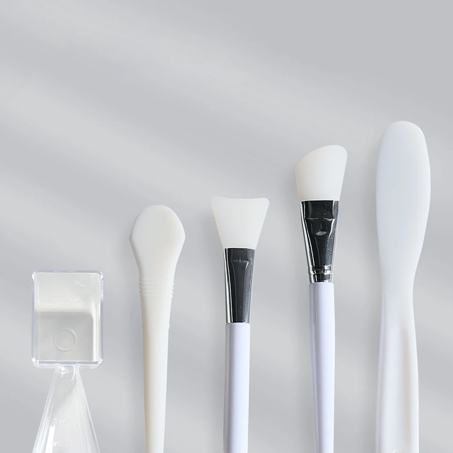 2022 Eco-Friendly Bulk Mask Applicator 4pcs Silicone Mask Brush Set DIY Mask Bowl Set