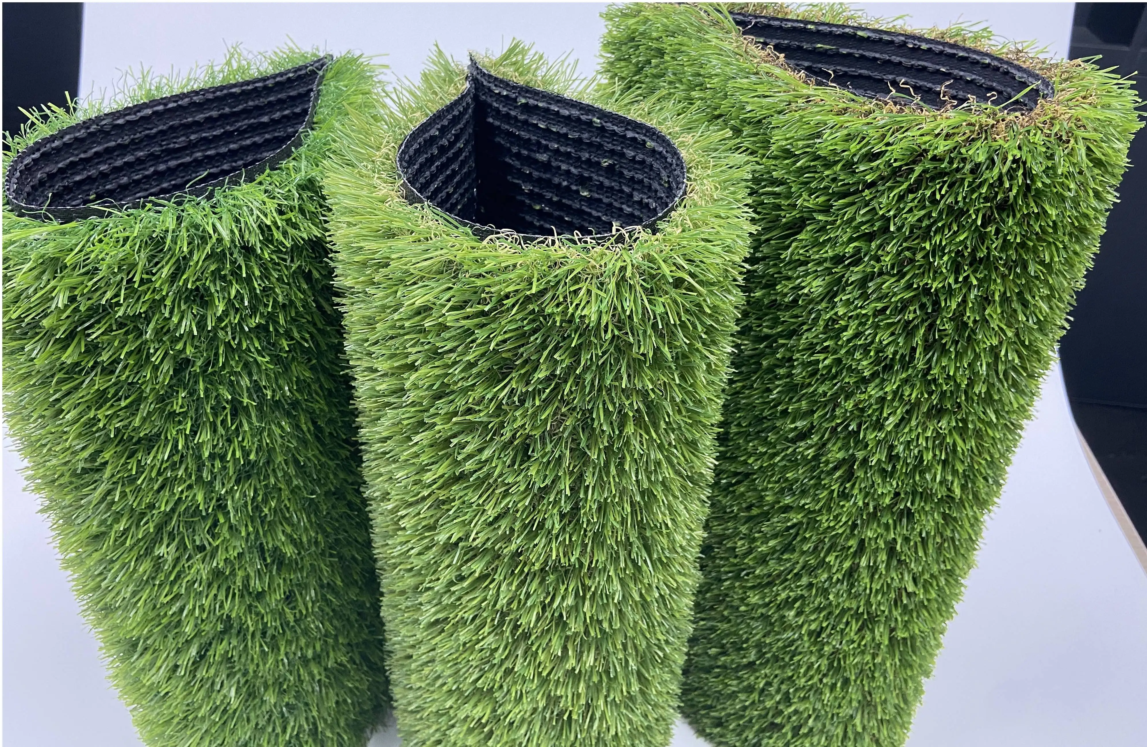 Lvyin Landscaping Mat Home Garden Wall Turf Outdoor Rug Artificial Grass for Pets