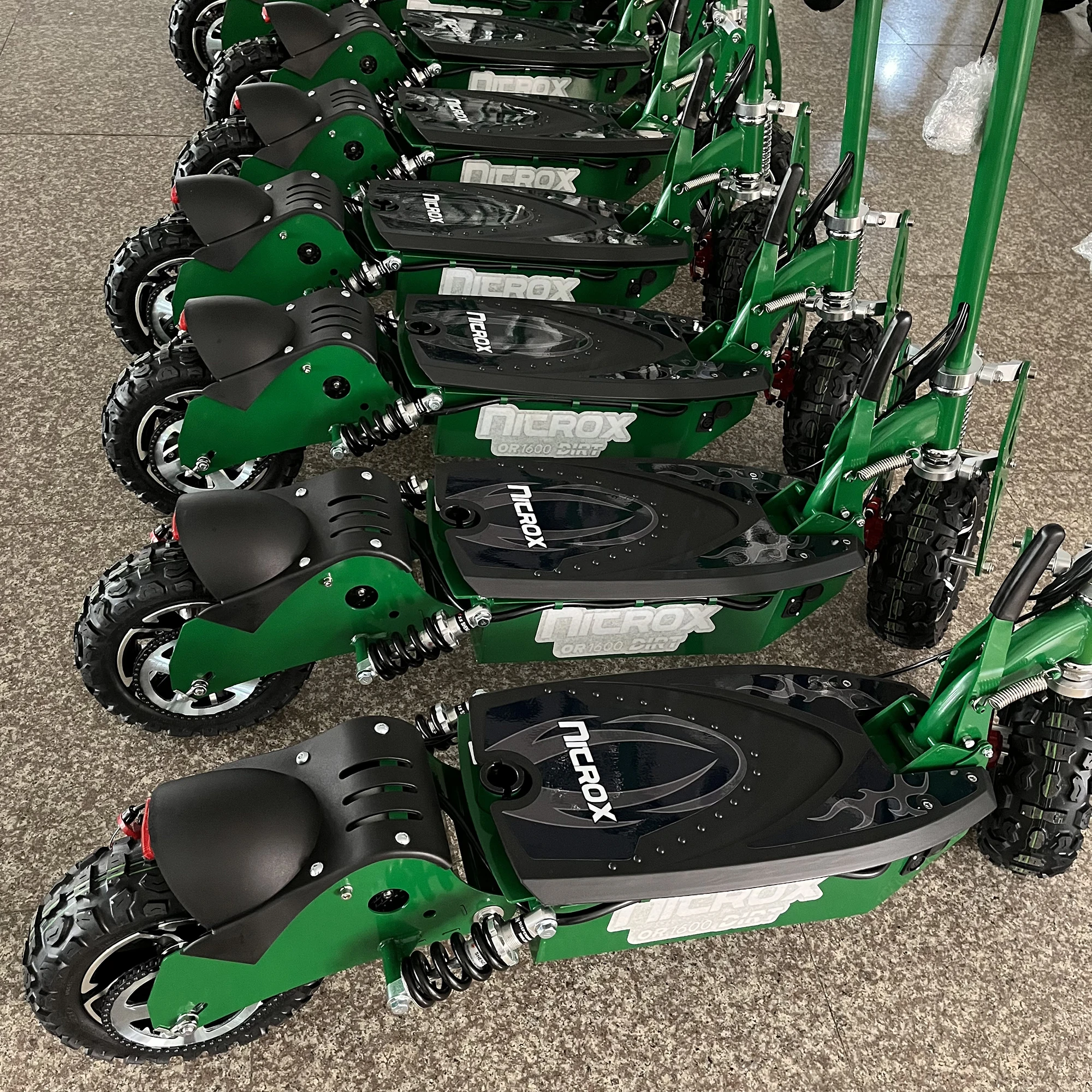 New Adult 2 Wheel Electric Motorcycle Scooter Cheap Off-Road CE ROSH Certificate 2000W Power 36V Lithium Battery Suspension