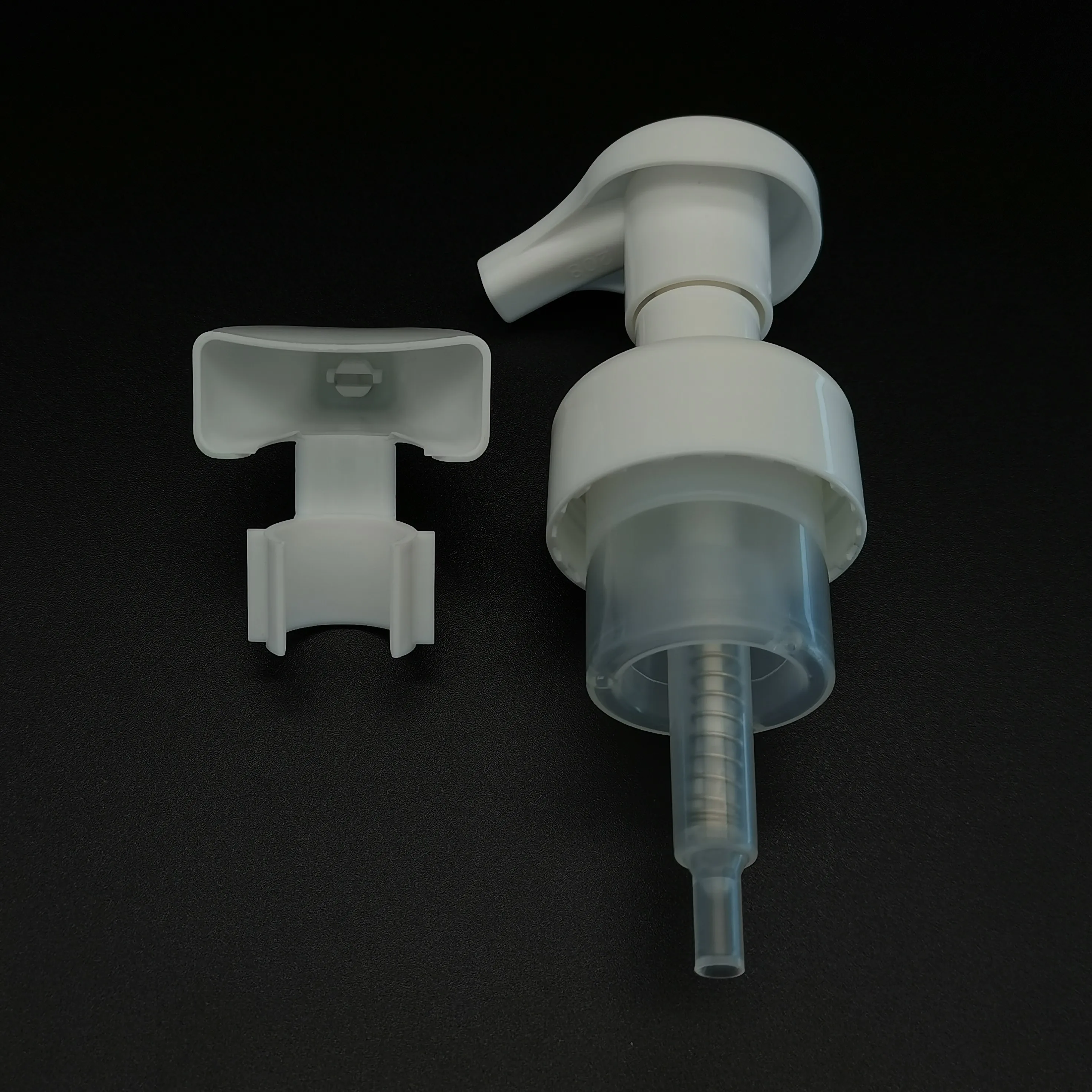 Factory direct plastic hand pressure foam pump 38/410 hand washing cleansing mousse dust cover clip custom color straw length