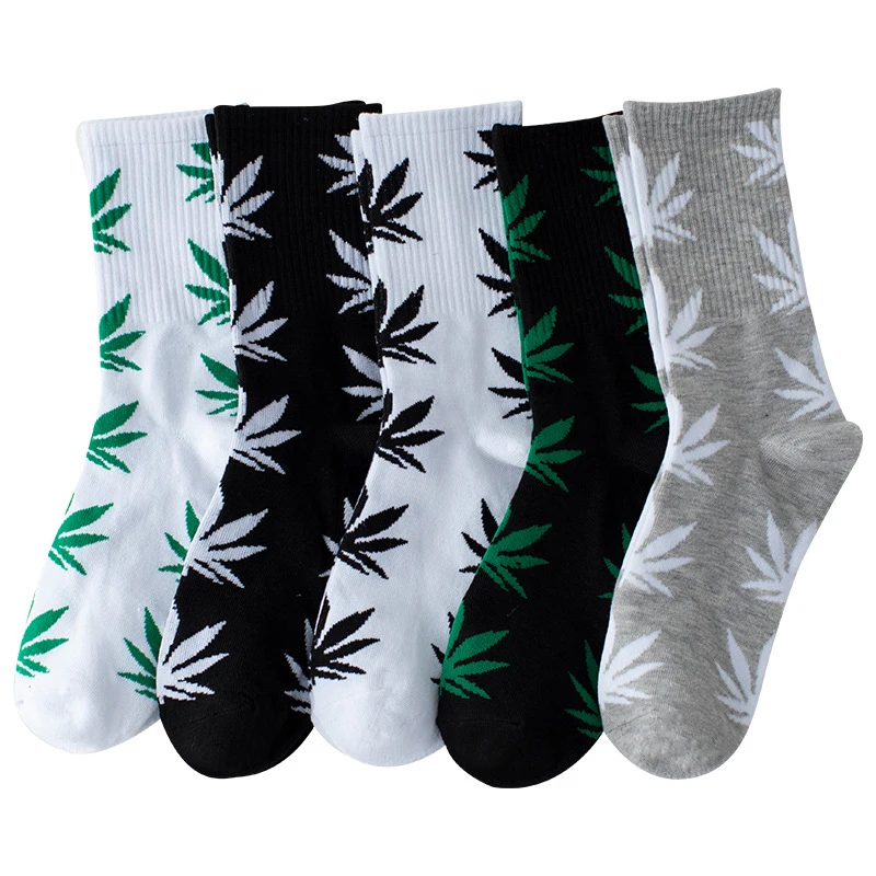Custom Professional Manufacture Colorful Maple Leaf Tube Sports Socks Weed Leaf Men Socks