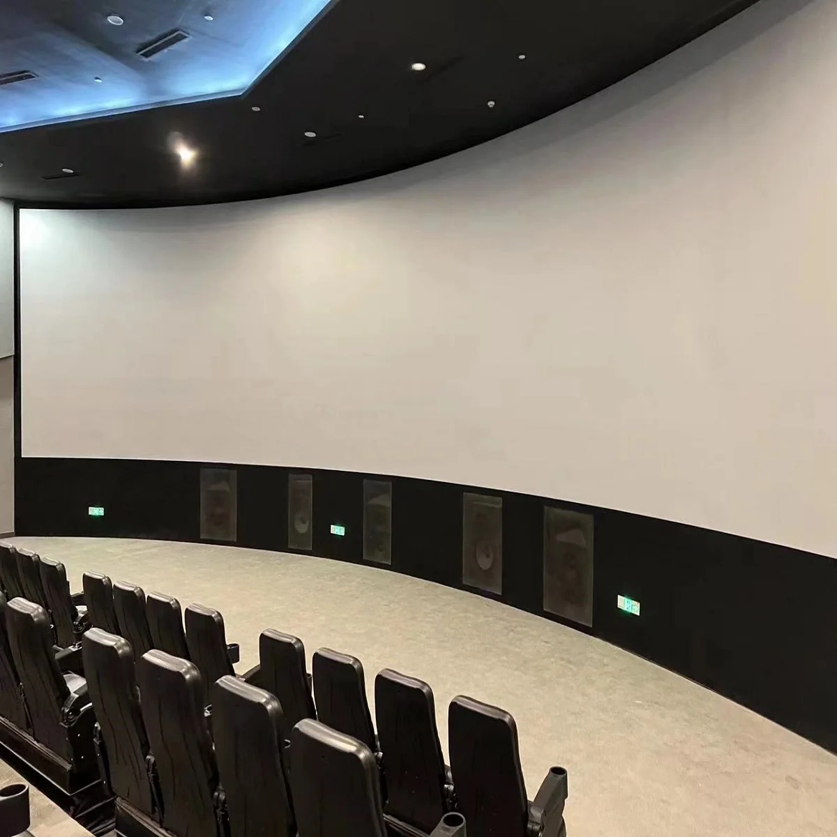 High-quality 4d Movie Cinema with Special Effects