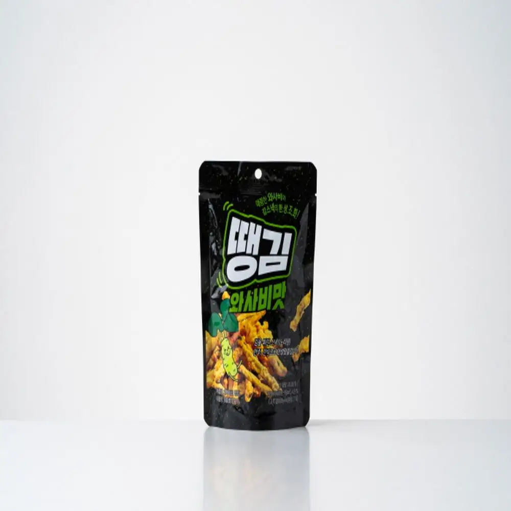 Professional Manufacturer ARAWOOM3 WASABI THANK GIM that is seaweed fried snack cut into s size suitable for eating