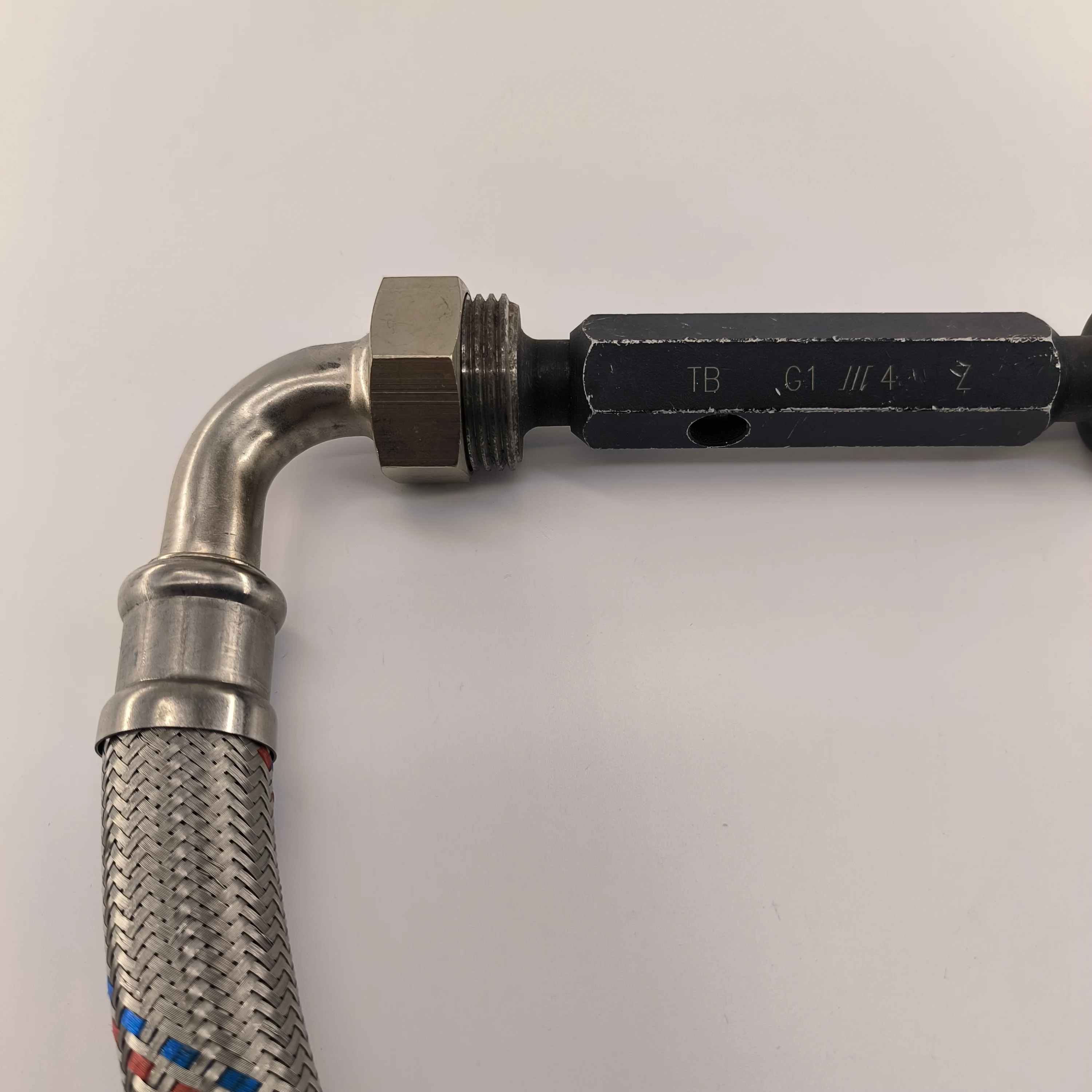 26mm F1*M1 Elbow for Bathroom Water Pump 304stainless Steel Wire Braided connection Flexible EPDM Hose