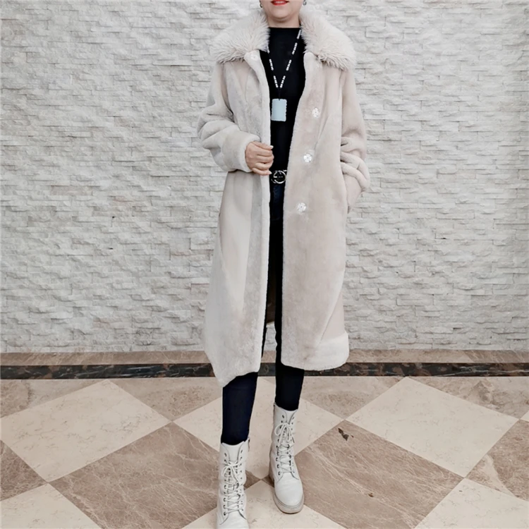 
Latest design warm winter outdoor coat women lamb fur long coat customized size 