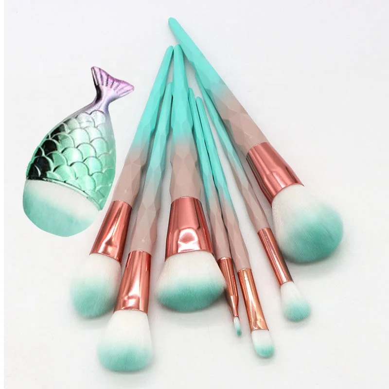 Luxury Beautiful Design mermaid Short Handle glitter makeup brush set