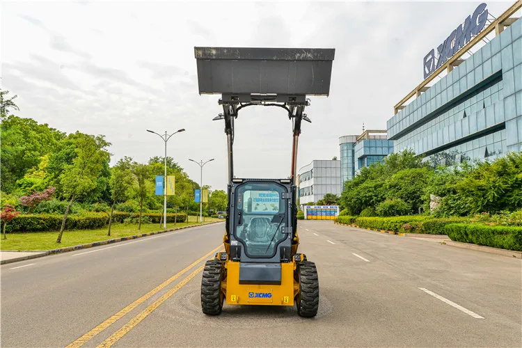 XCMG Official Second Hand XC7-SR07 Mini Loader Skid Steer Loader with Multifunctional Attachments