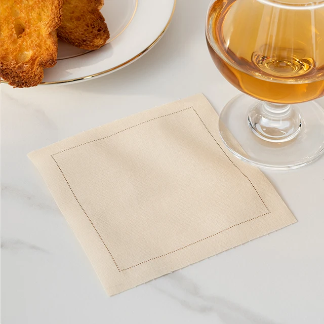 Colorful Disposable Cotton Coaster Colorful Cloth Napkins for Daily Use Hotel Toothbrushes Coaster
