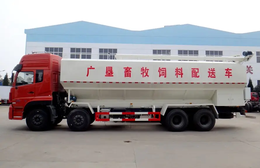 Dongfeng 40m3 сыпучих кормов грузовик/20 тонн основной канал транспорта грузовик с электрическим стартером земельный шнек сверлы