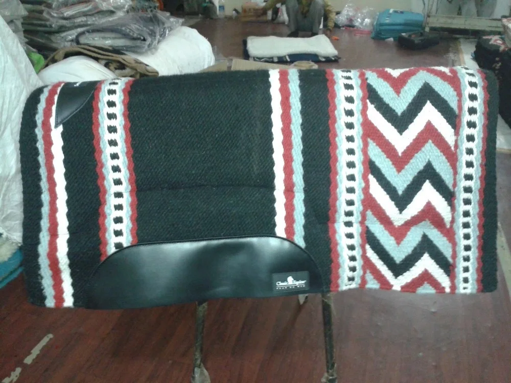 Reitsport Manufacturer Customized Design Hand woven New Zealand  Wool Western Navajo Saddle Pad Reins man Pad
