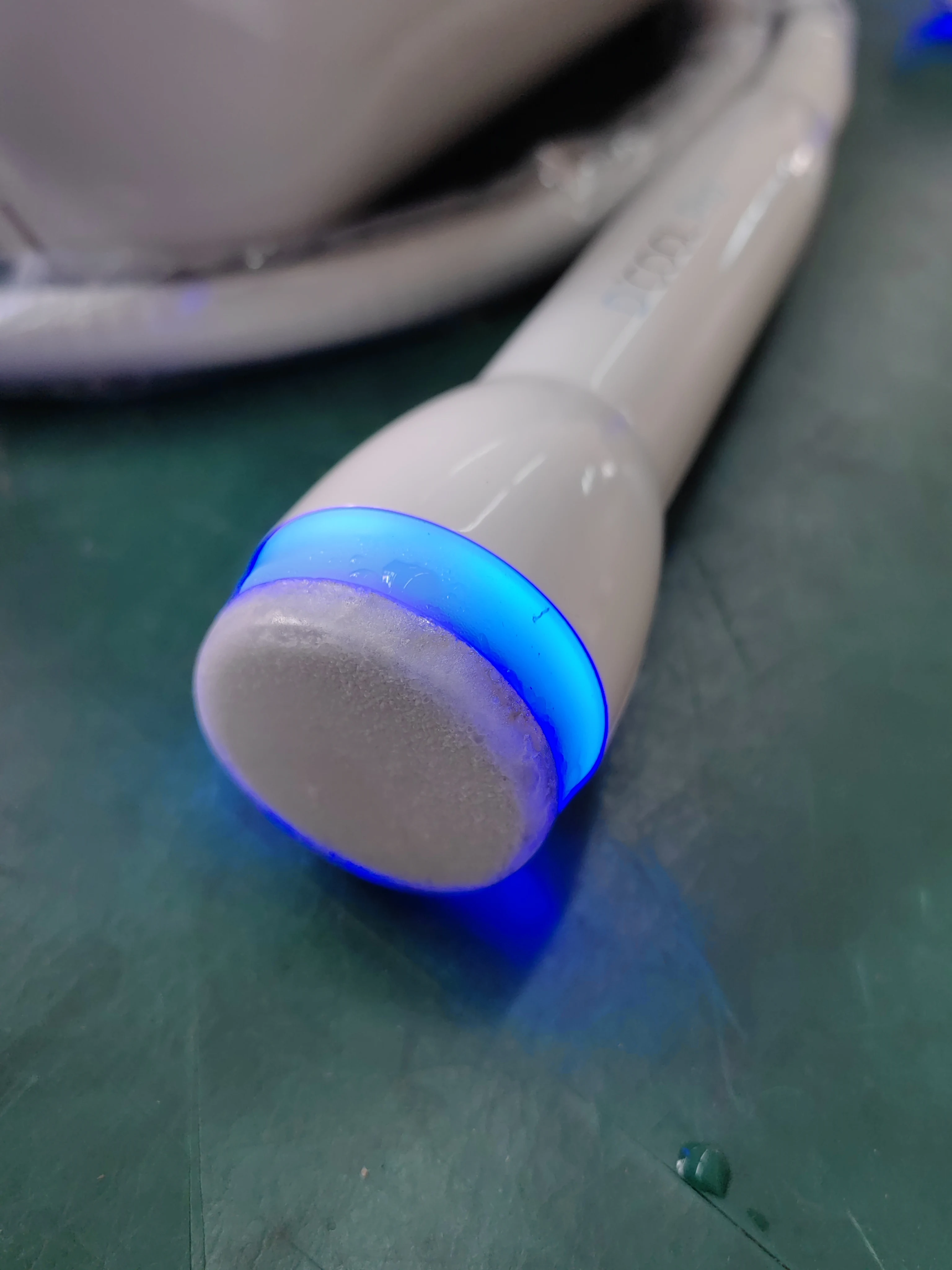 D Cool Pro Cold Warm Electroporation Cryo Skin Cooling FreezingImported Pump Dcool Pro Handles With Red And Blue Light