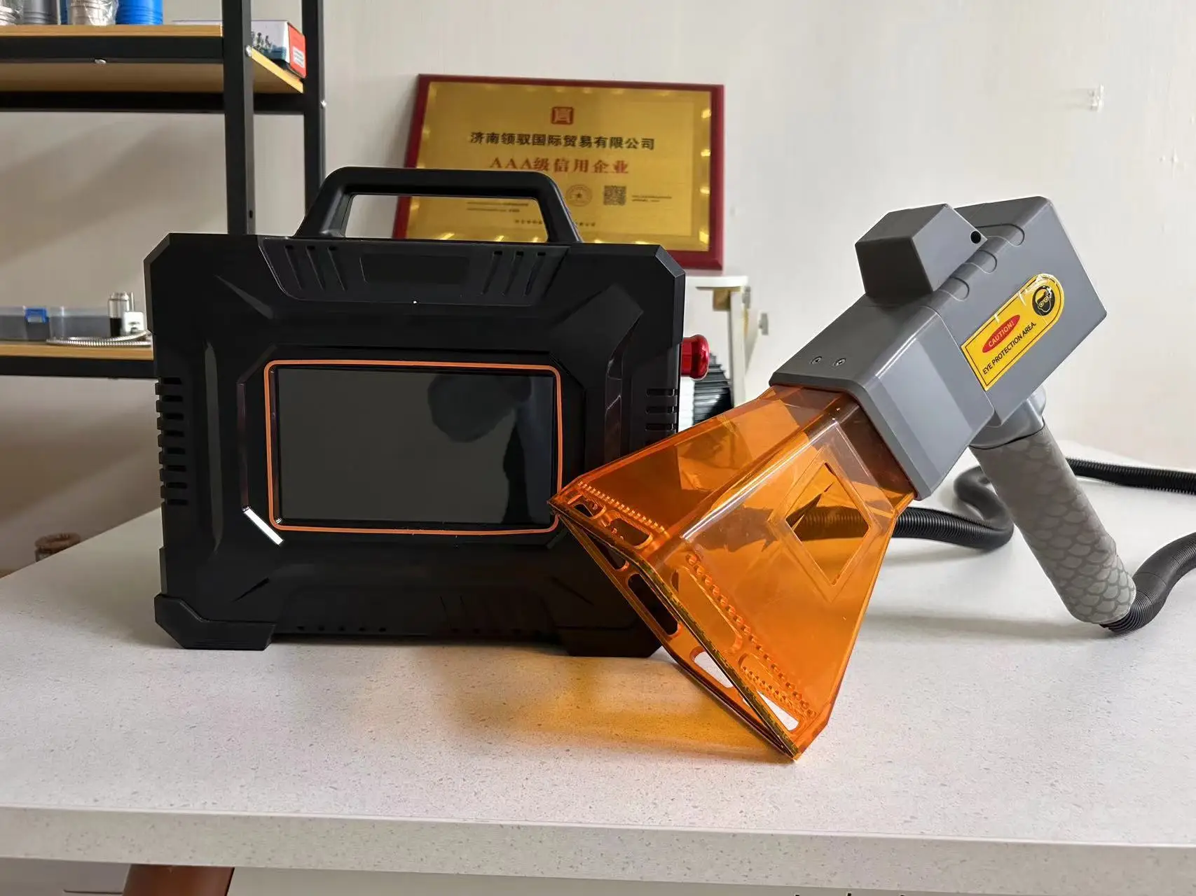 CNC LY Handheld Multifunctional 3D Laser Marking Machine Fiber Laser Technology with Air Cooling Supports PLT DWG BMP Formats