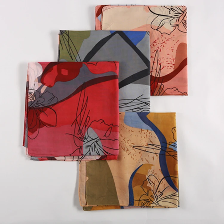 
 Customized Digital Printed Square Bawal Cotton Voile Tudung Soft Cotton Printed Voile Scarf  