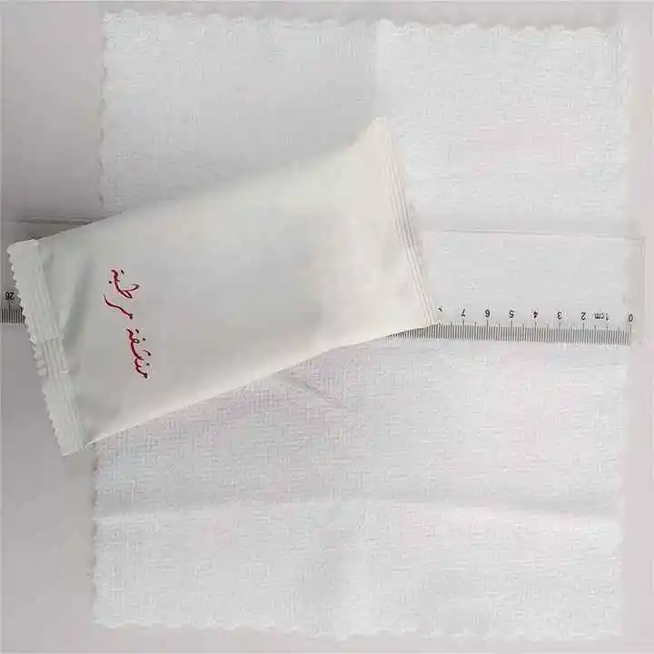 No alcohol no stimulation 22*22cm small towel restaurant microfiber cleaning wet tissues microfiber wipes