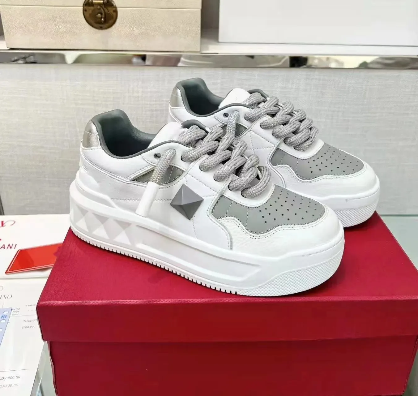 Fashion Bold Platform Designer Casual ShoesWomen Sports Trainers Top Quality Suede Leather Plate-forme Woman Sneakers