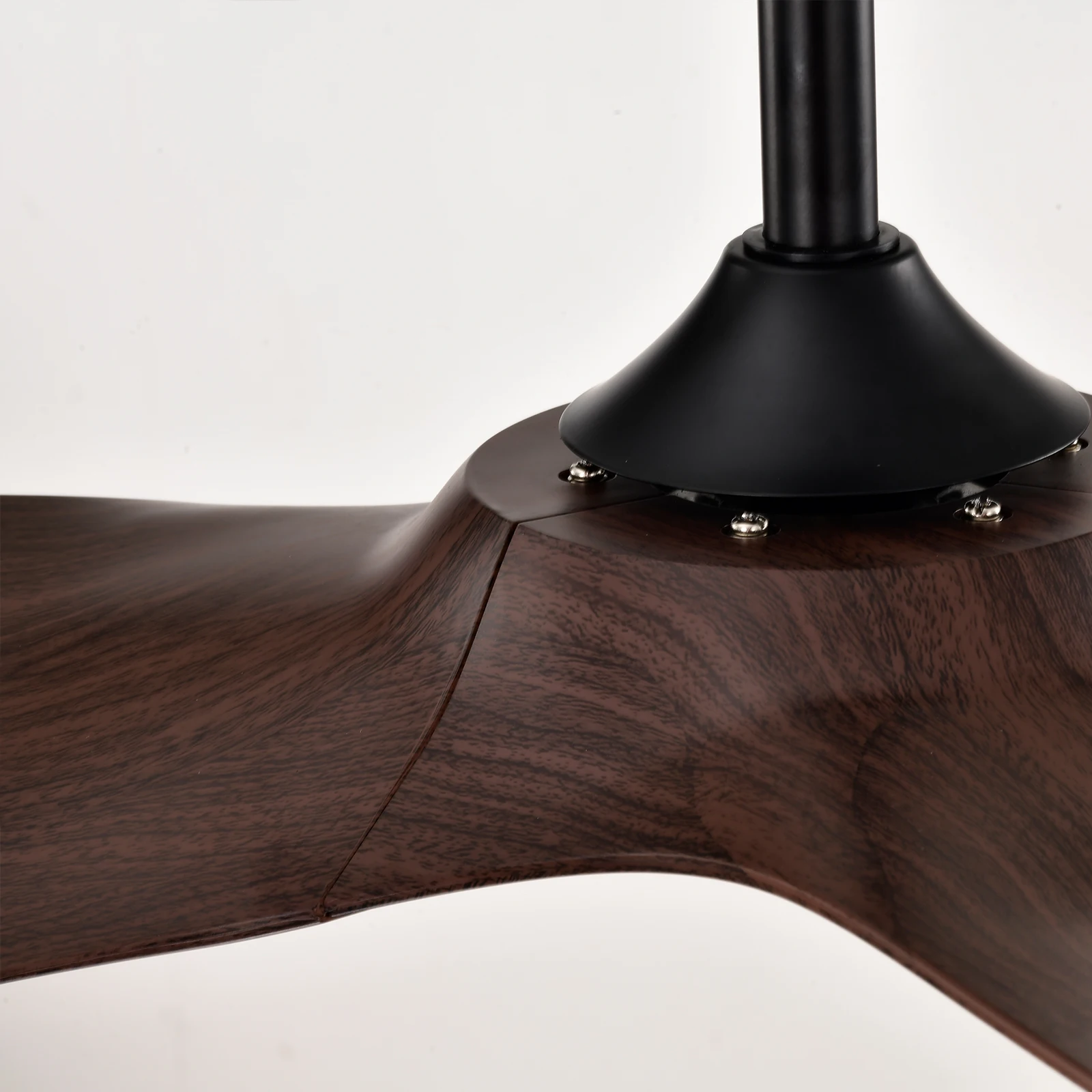 China factory direct sales shop hot 3 blade brushless motor quiet ceiling fan light with remote control