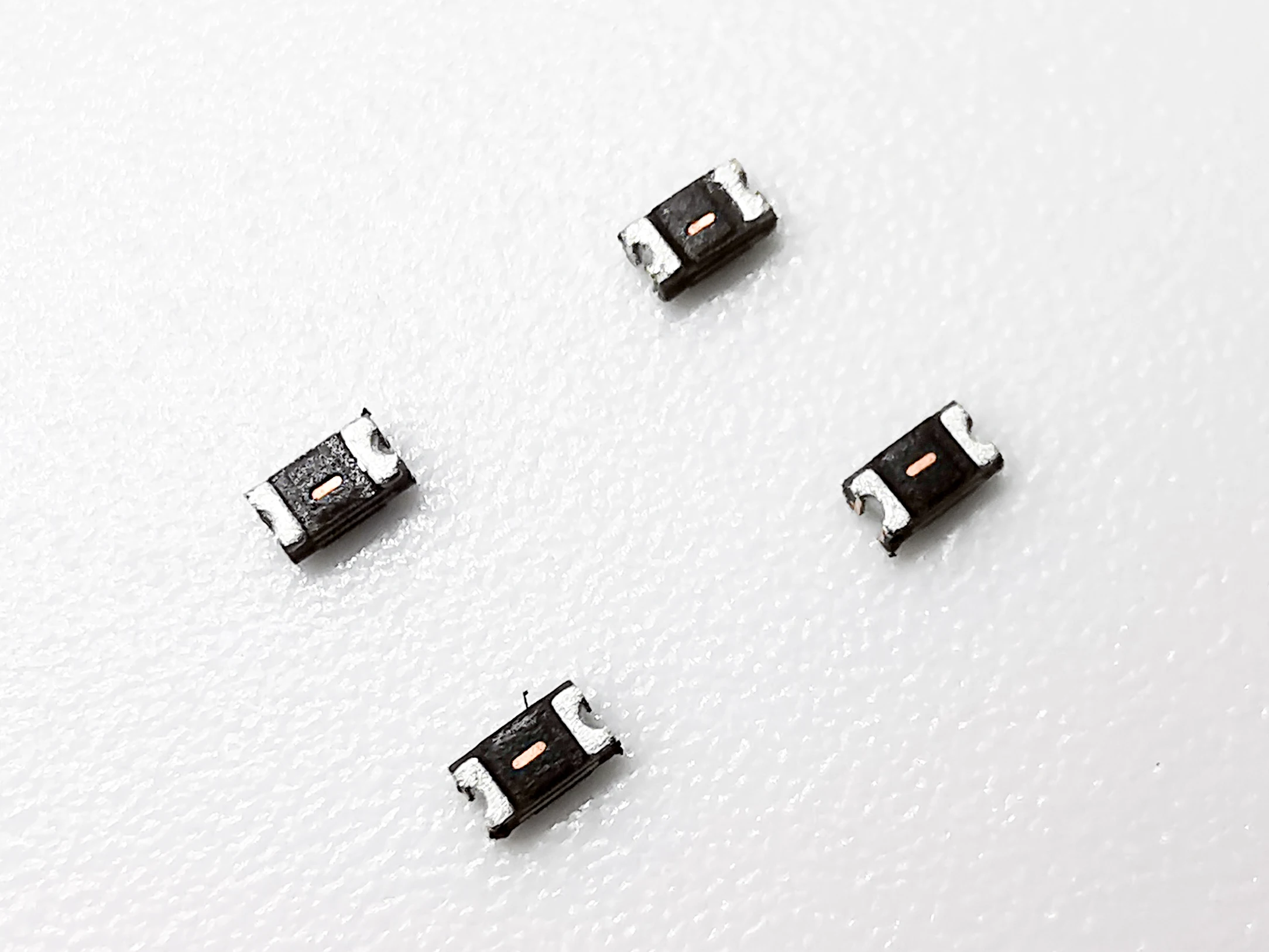 Smd0603R100Sf Smd Resettable Current Fuse Cutout Self-Healing Fuse