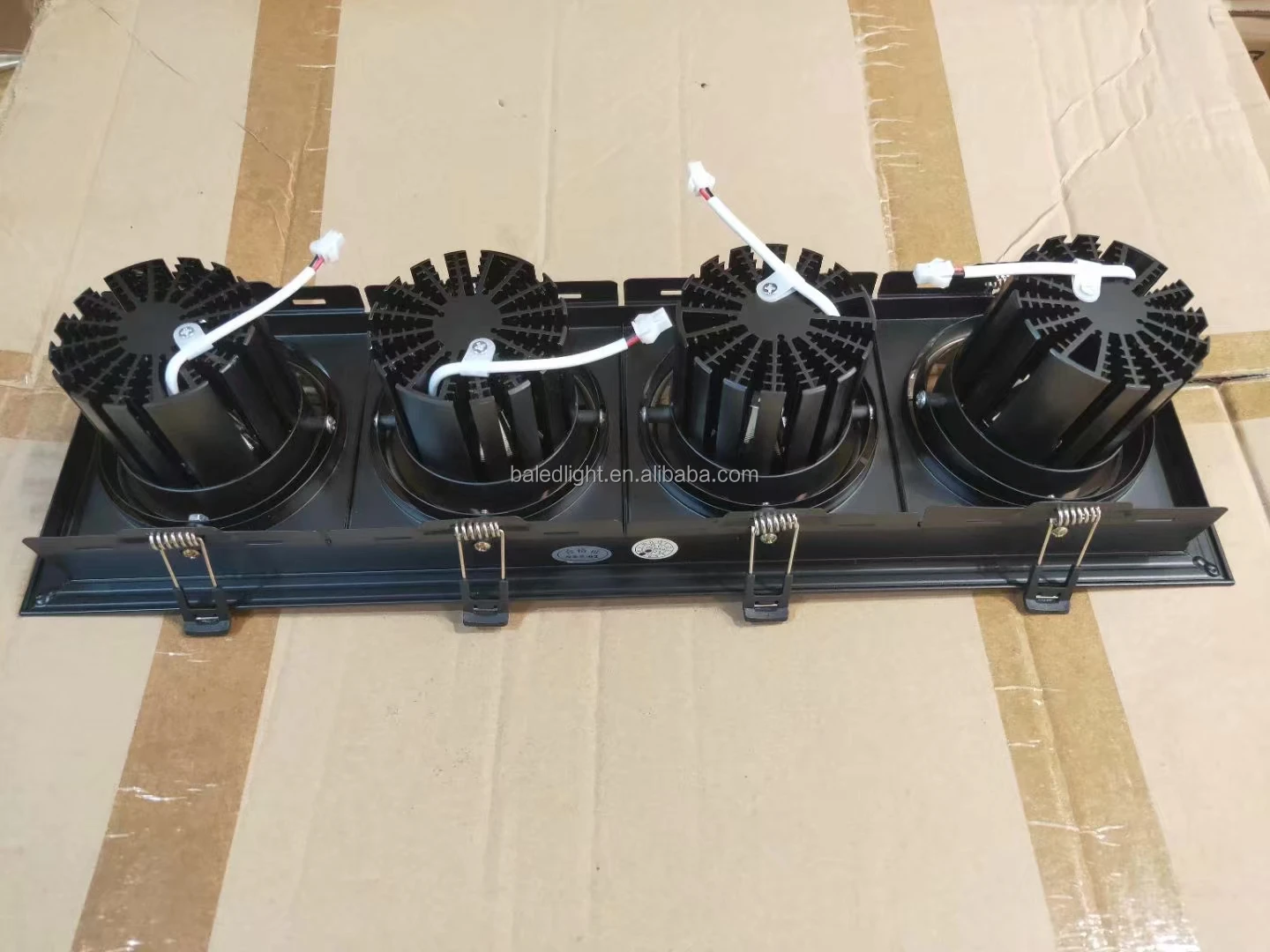 square downlight (18).jpg