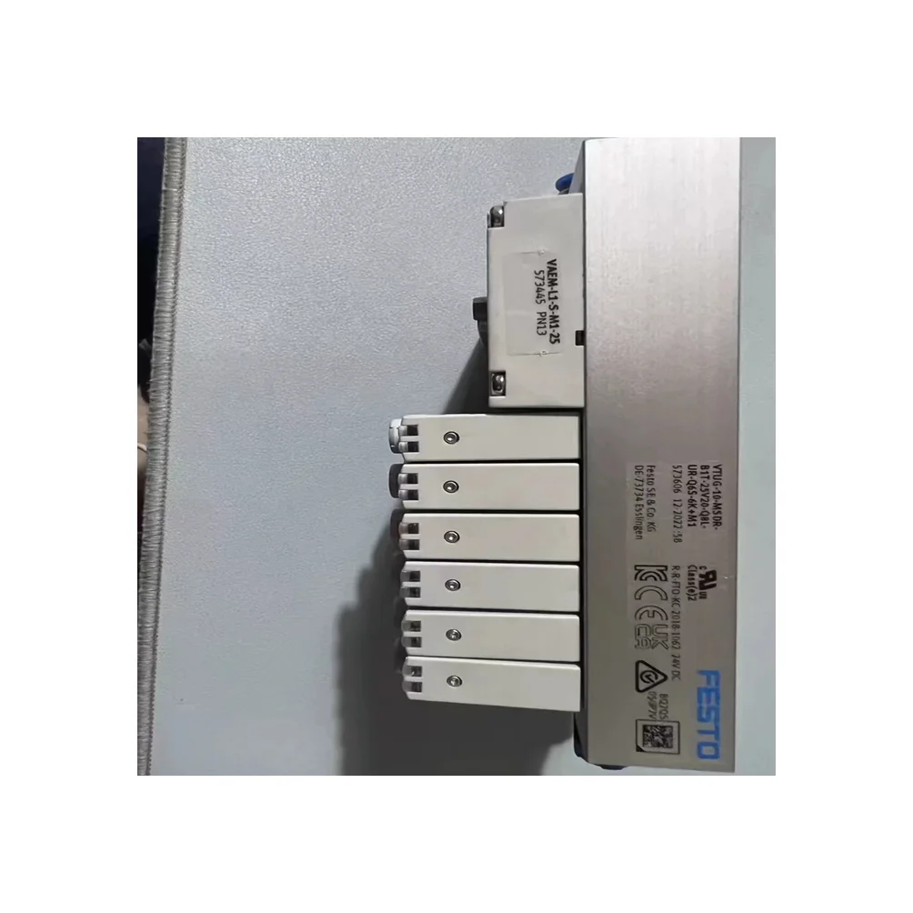 Plastic VUVG-L10A-M52-RZT-M3-1P3	Valve terminal