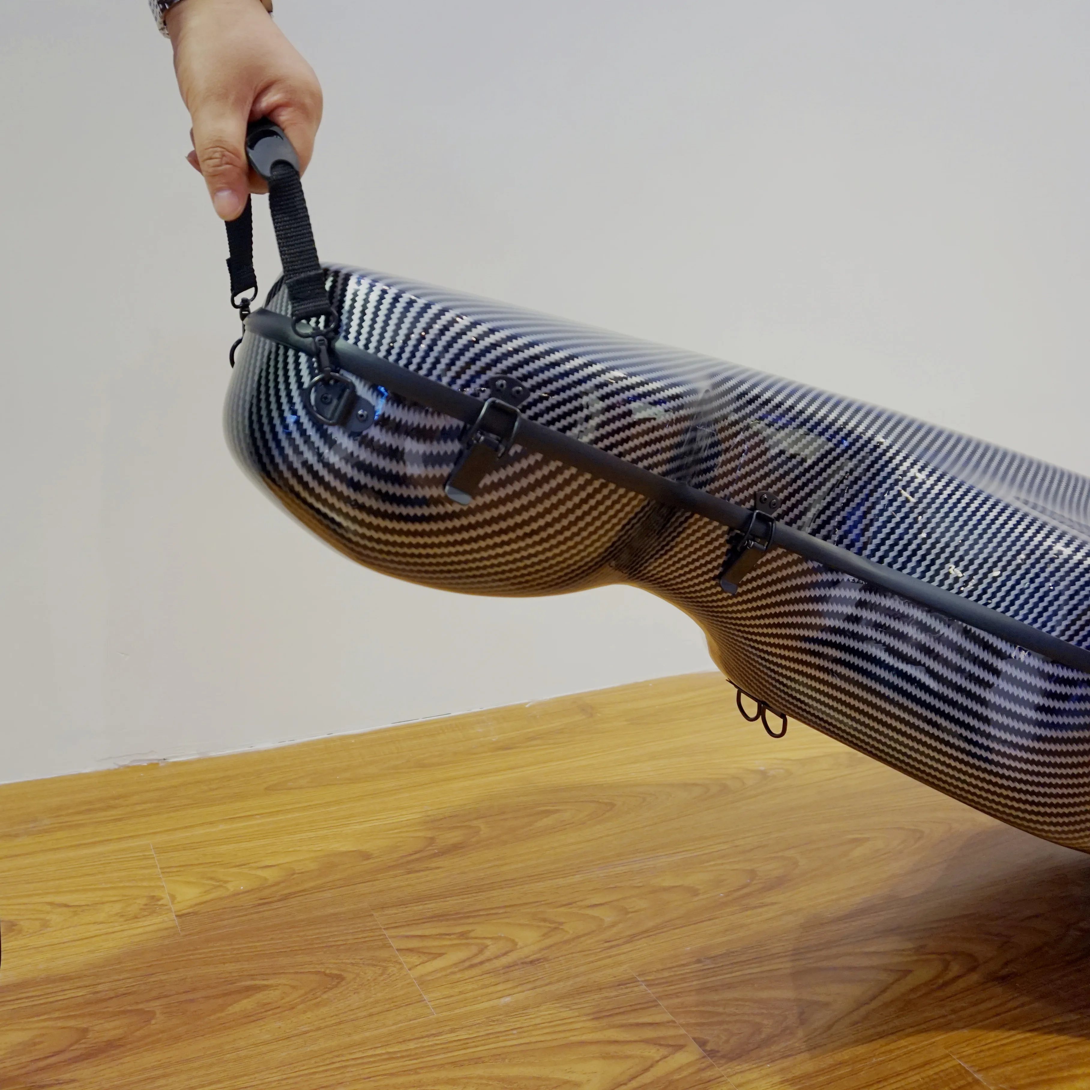 
New style carbon fiber cello case 4/4 cello case carbon fiber cello hard case with wheels 3.6kg XCC-04 