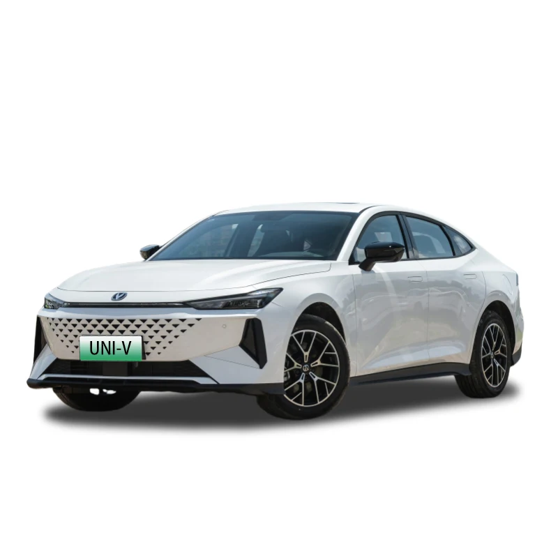 Spot Changan Uni-V EV автомобильный подключаемый Гибридный электромобиль 5 мест Подержанный автомобиль мини авто 136 км Новая Энергия Новый б/у розничная продажа оптом