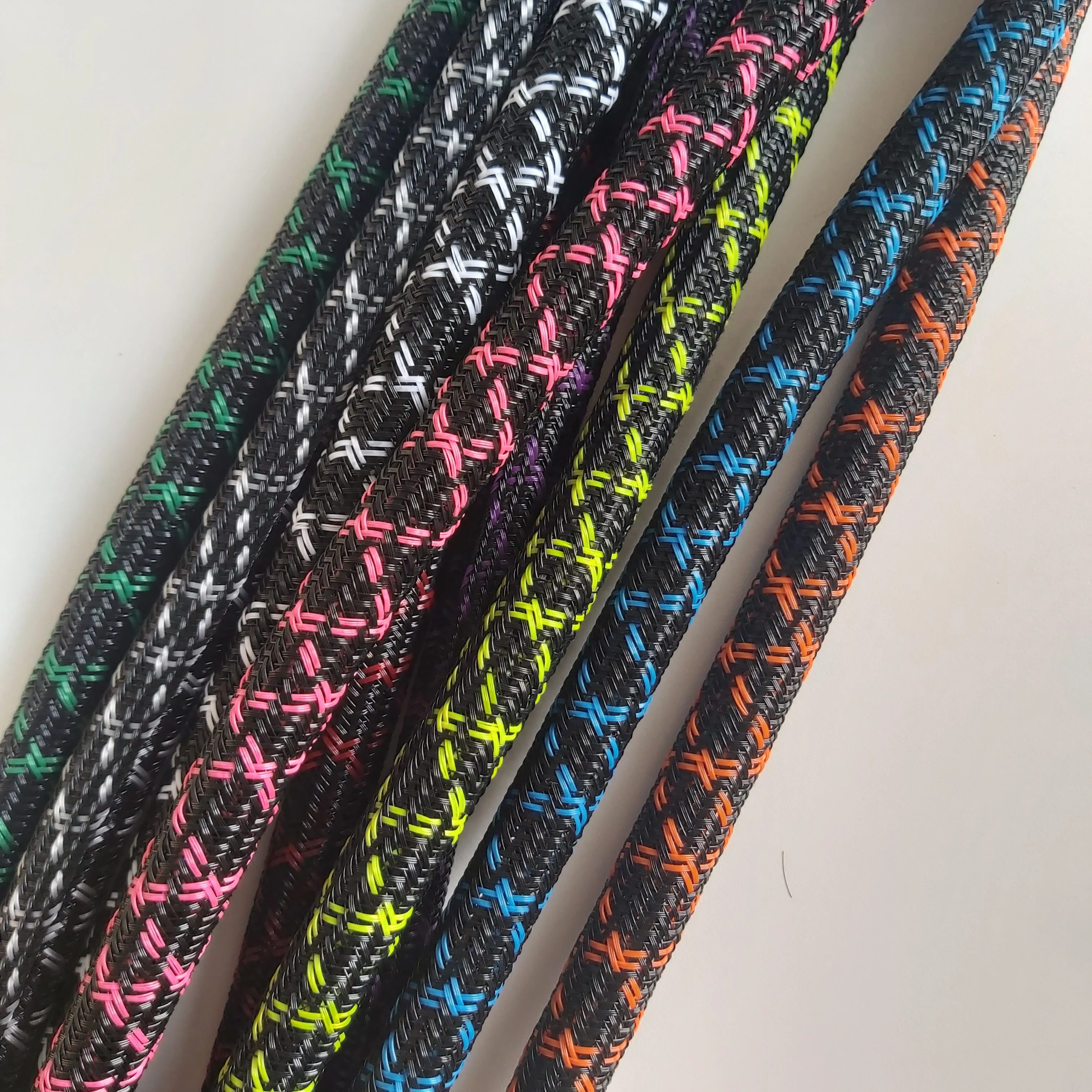 Разделение самозакрывающиеся трубки сплит Self wrap рукав