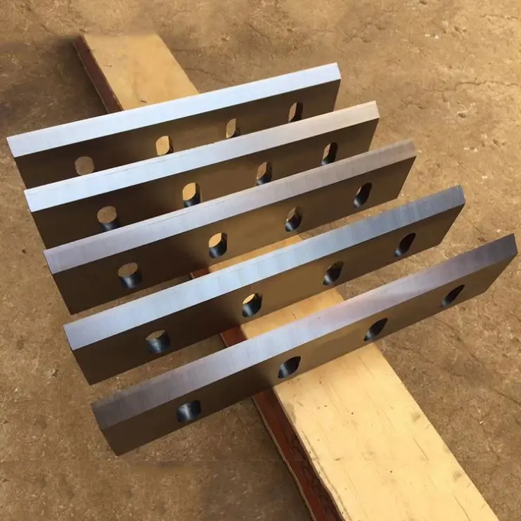 Modern Novel Design Factory Price Windmill Blade Crusher