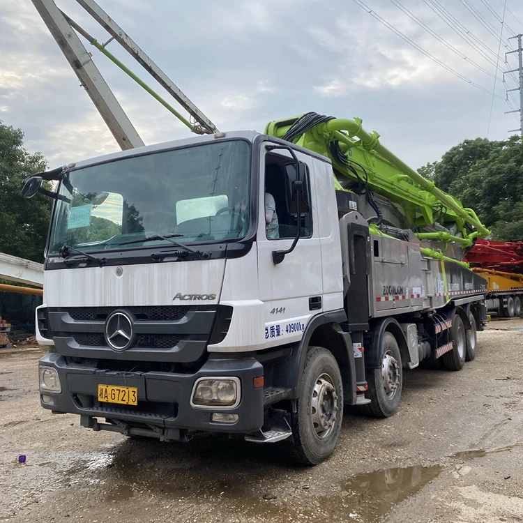 Low price Used Chinese 52m 6RZ Zoomlion Ben-z Mobile Diesel Engine Concrete Pump Truck