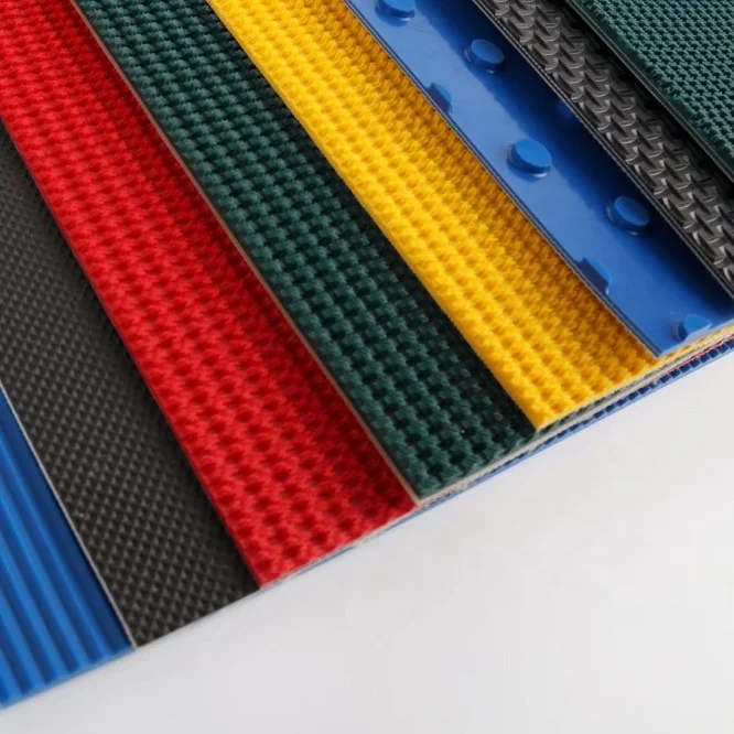 Хорошая устойчивость к изгибу, гладкая оранжевая конвейерная лента из ПВХ для отопления и электростанции