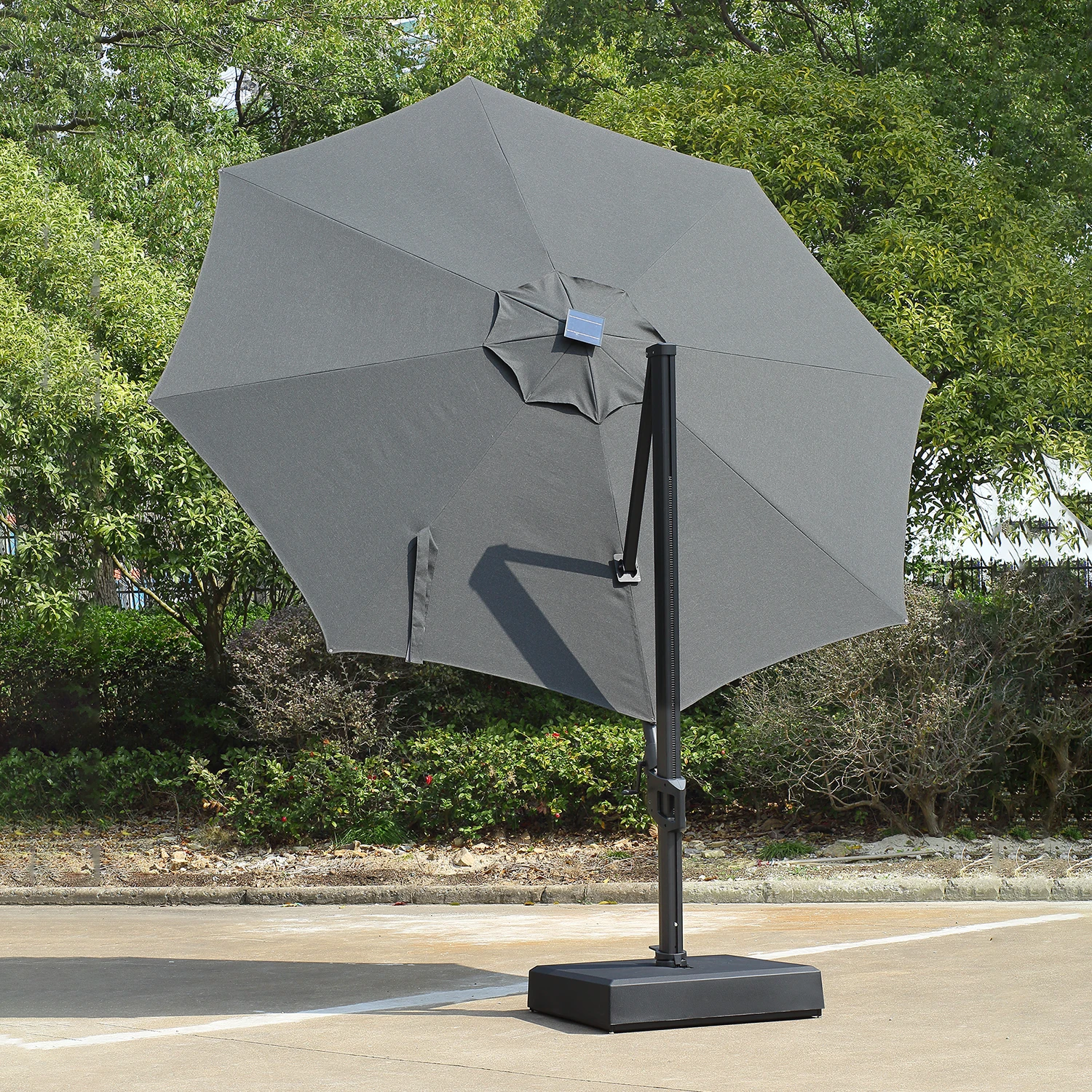 Waterproof Polished Solar Cantilever Patio Sunshade Garden Aluminum Led Parasols Outdoor Umbrella