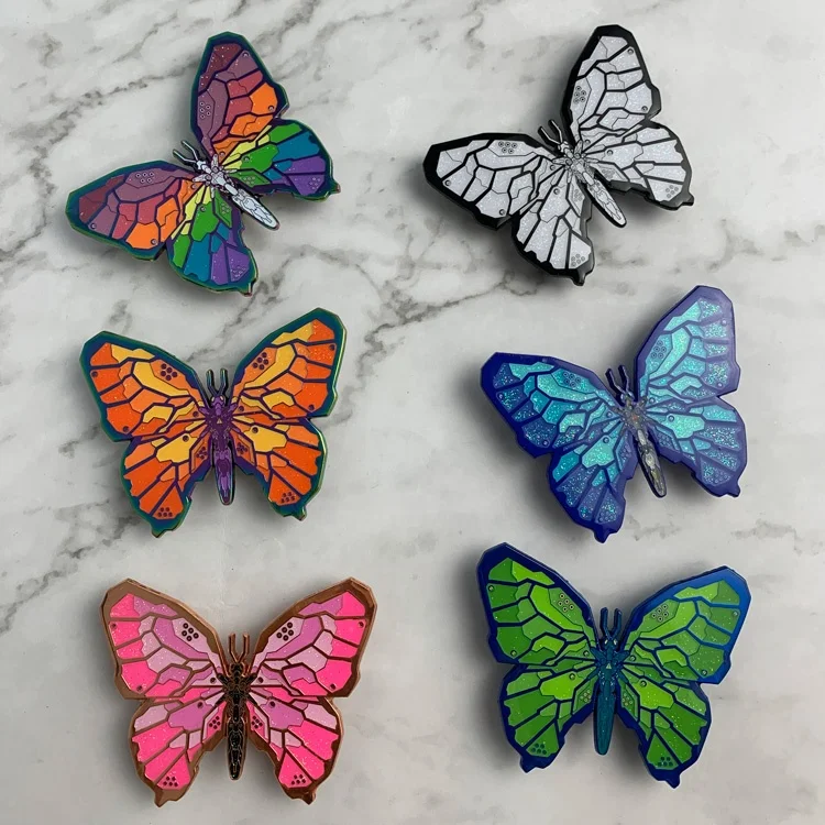 VastGifts Hot Sale Direct Manufacture Glow Butterfly Soft Enamel Epoxy Coated Chrome Custom Metal Badge Lapel Pin
